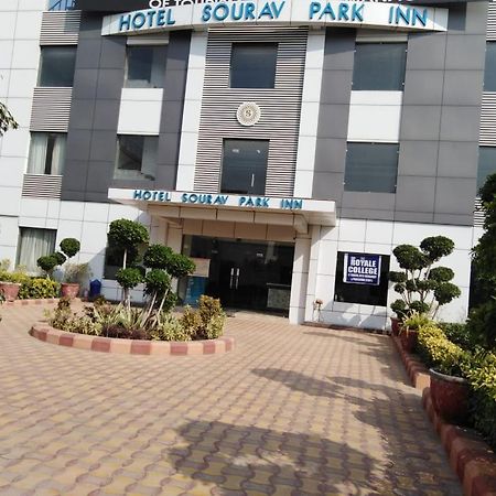 Hotel Sourav Park Inn Agra Agra  Bagian luar foto