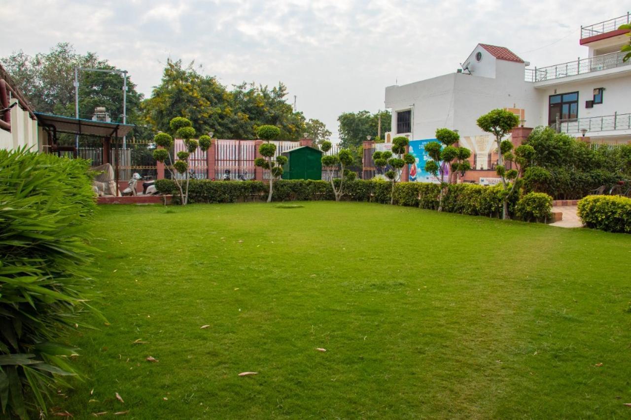 Hotel Sourav Park Inn Agra Agra  Bagian luar foto