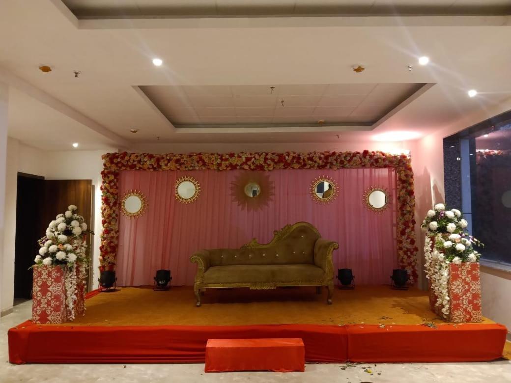 Hotel Sourav Park Inn Agra Agra  Bagian luar foto